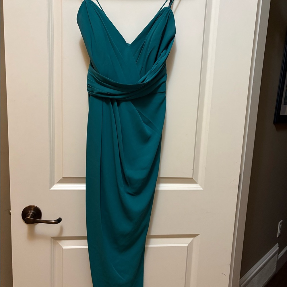 Elegant Green Chiffon Draped Evening Dress